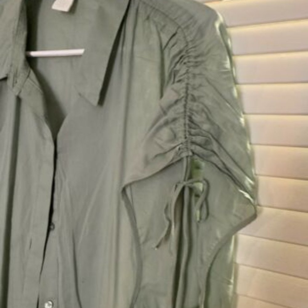 HM Collared Shirt Tunic With Drawstring Sleeves Women’s Size XL